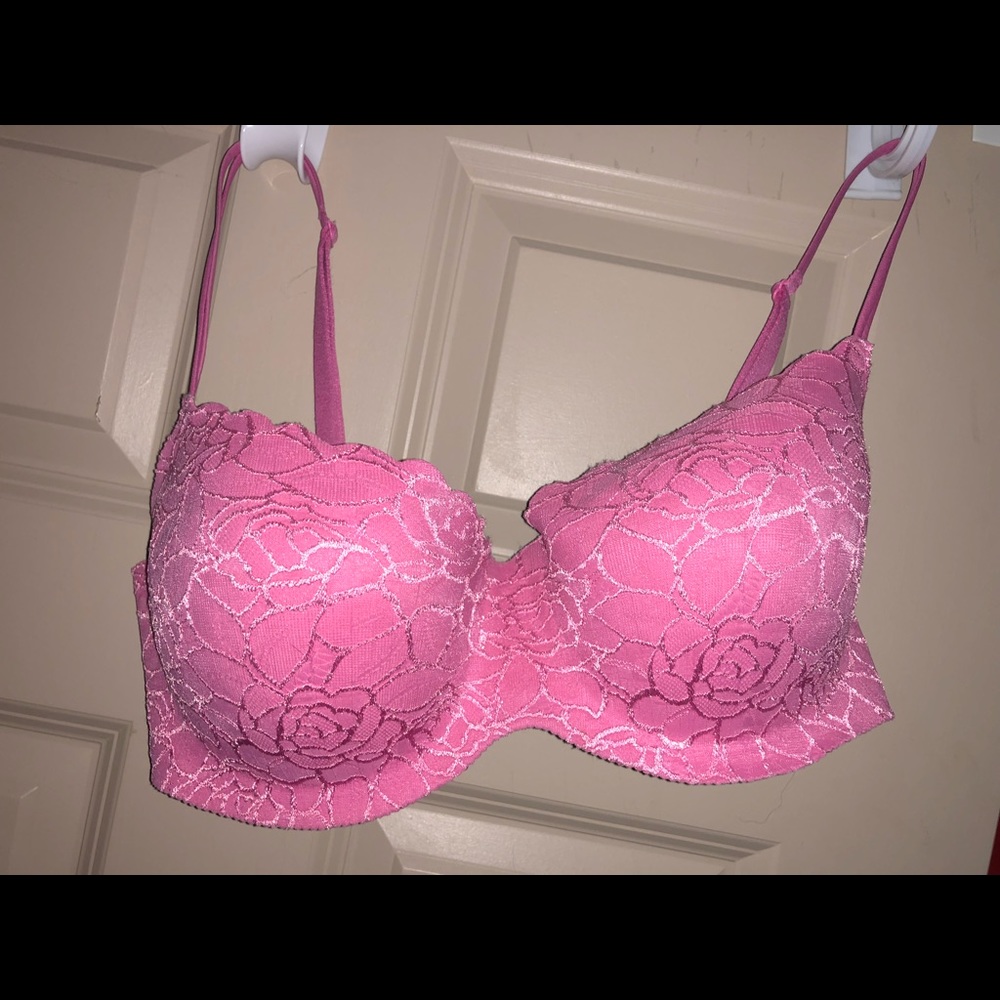 NWOT beautiful Victoria’s Secret bra!